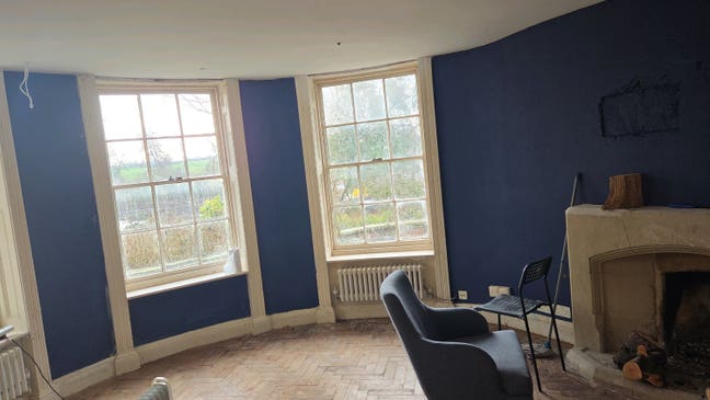 Rustic Living in Palatial Setting  Main Photo