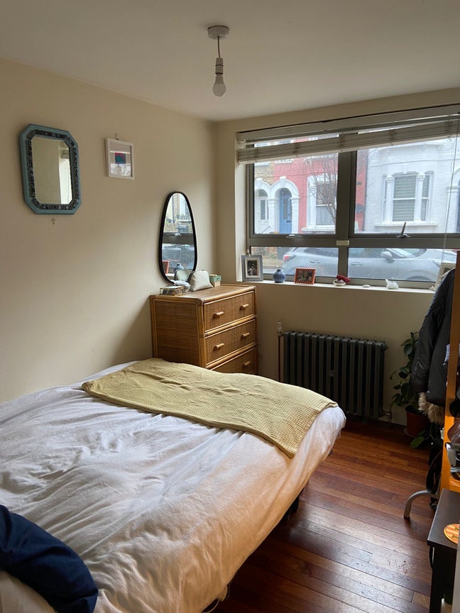 Double room in dalston Main Photo