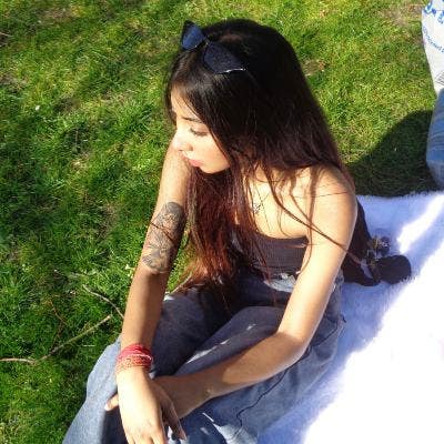 Hi, I’m Ishika 😊 I’m currently lookin... Main Photo