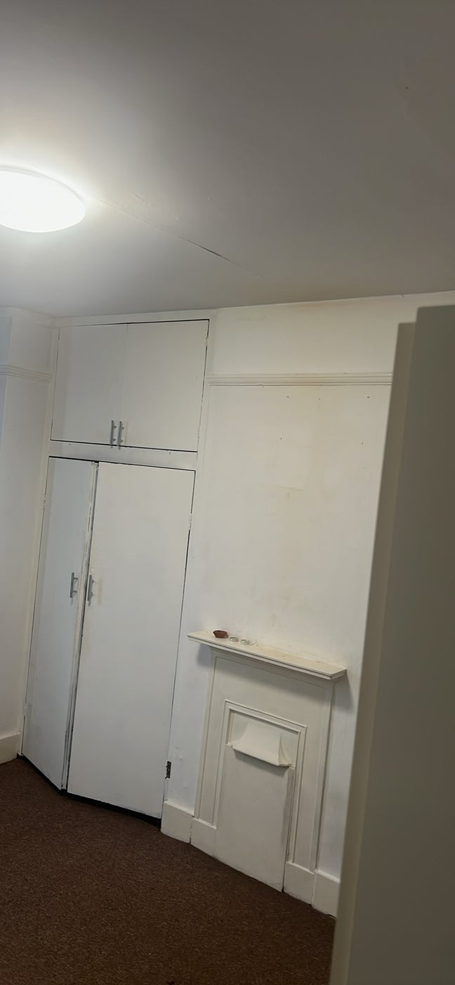 Double room available for rent Main Photo