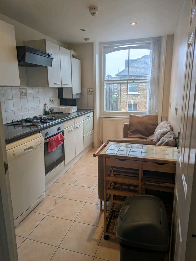 Camden three rooms flat. Main Photo