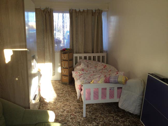 Room available for rent preferably to single mum  Main Photo