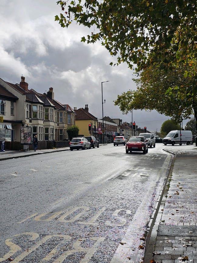 Professional Male seeks a double room Main Photo