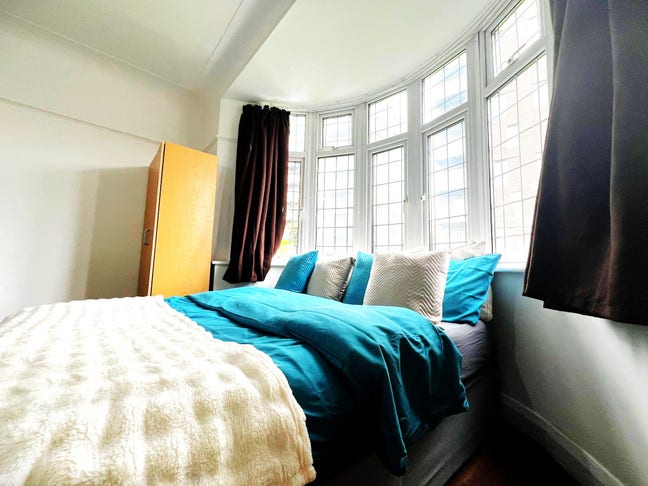 6 Large rooms in Terrace house, Manor house N4 Main Photo