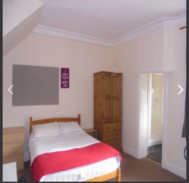 Private ensuite room to rent  Main Photo