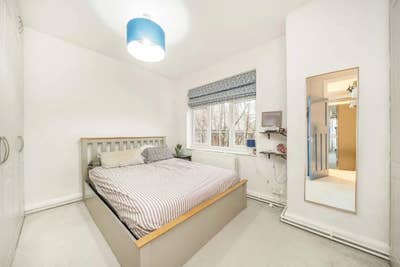 Double room with sole use of bathroom Main Photo