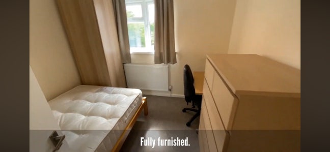 Short-let room for rent Main Photo