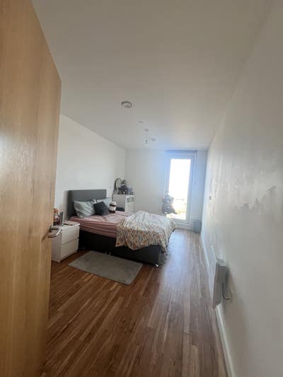 Female room mate needed-ready to move Main Photo