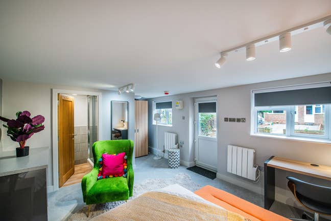 Luxury coliving spaces near Reading Town Center Main Photo