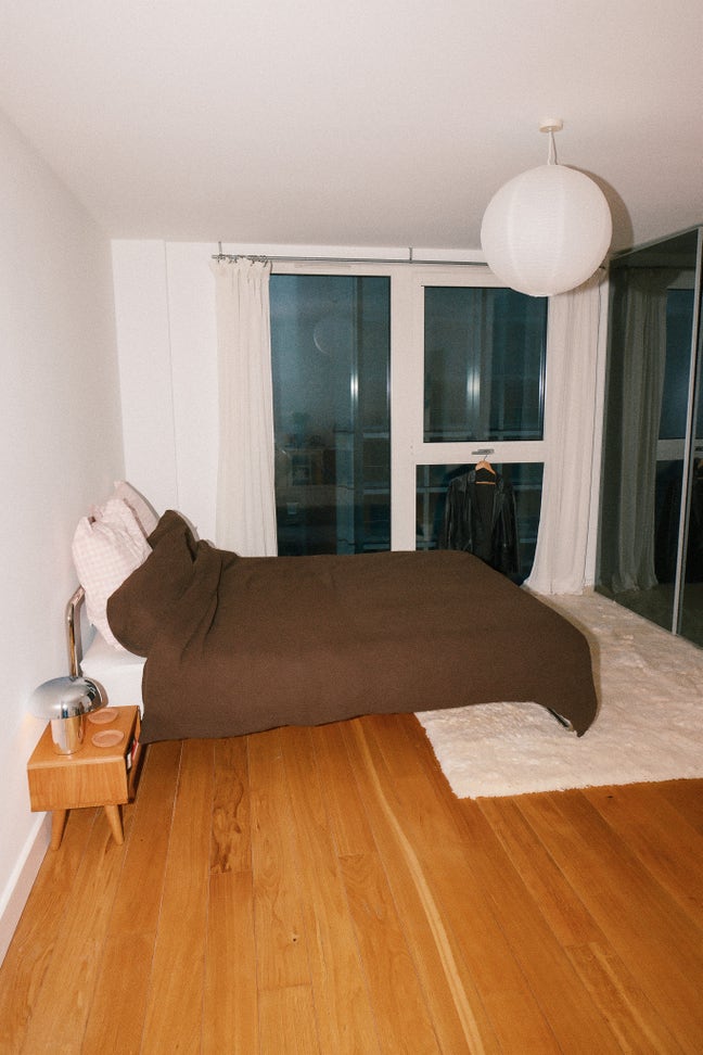 Massive En-Suite Room on Dalston Square with Gym Main Photo