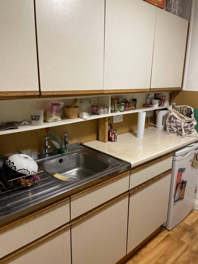 Spacious Double Room for Rent Main Photo