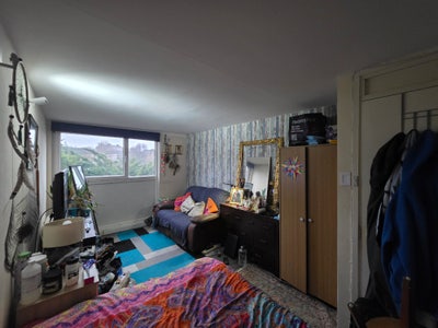Huge Double Room Main Photo