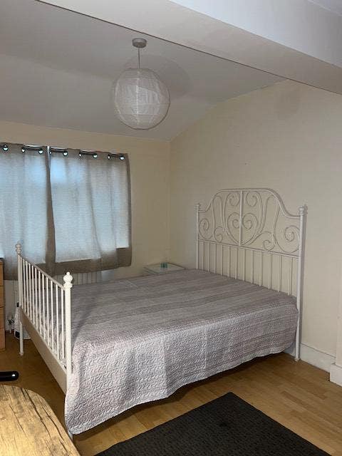 Lovely self-contained Double room Main Photo