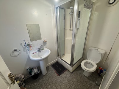 Double Room for Rent Main Photo