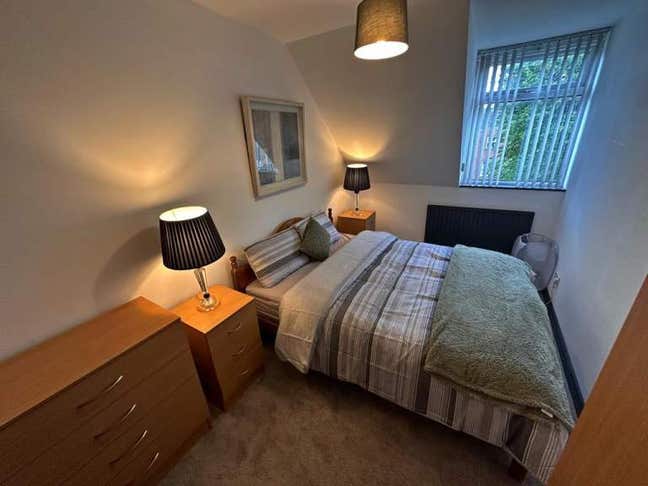 Double Room to Rent in Central Putney – Near Tube  Main Photo