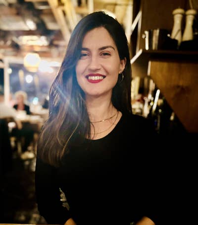 I am a university professor at King's College... Main Photo