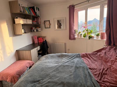 Spacious double en-suite room in Salford Quays Main Photo