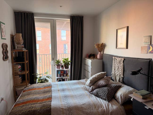 Double Room in friendly flat in Hackney Wick Main Photo