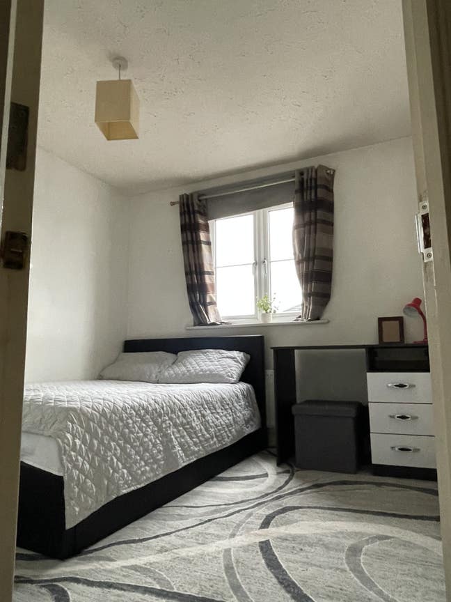 Double Room &pound;175 per Weeks Canray Whart Dockland  Main Photo