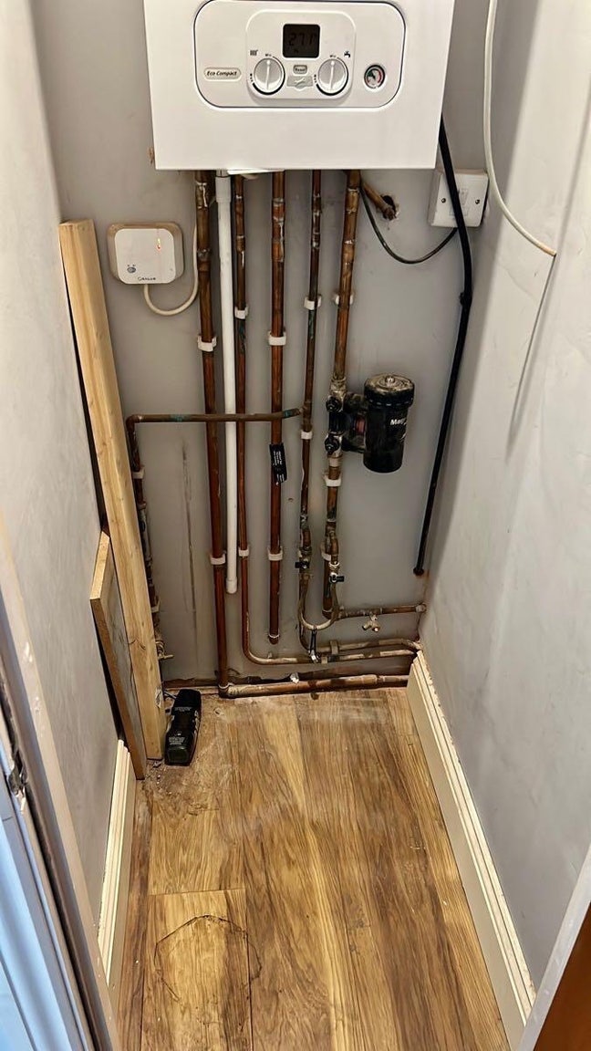 3 bedroom 2 bathroom flat Main Photo