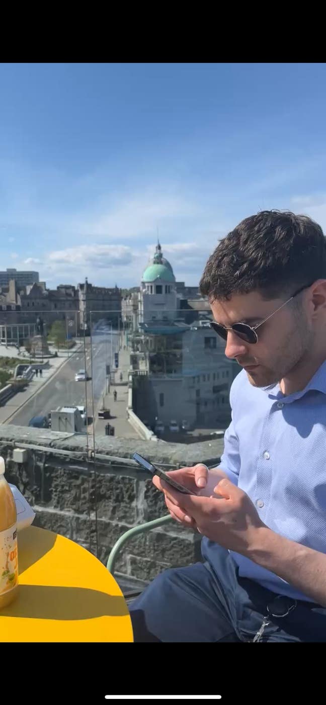 Graduate/professional seeking flat share  Main Photo