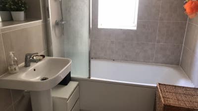 Room in frenchy Bristol Main Photo