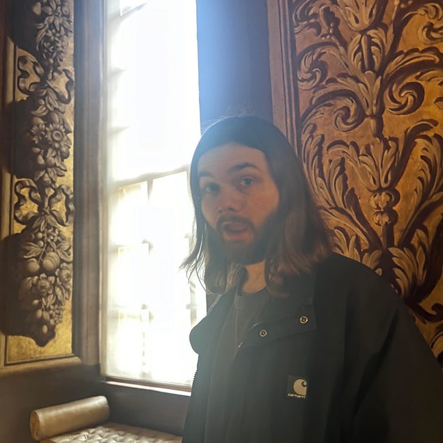 25M professional looking for spacious double  Main Photo