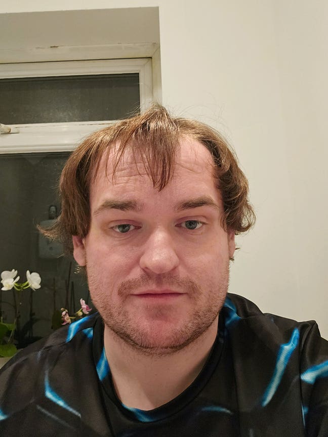 Perfect hopeful  Main Photo