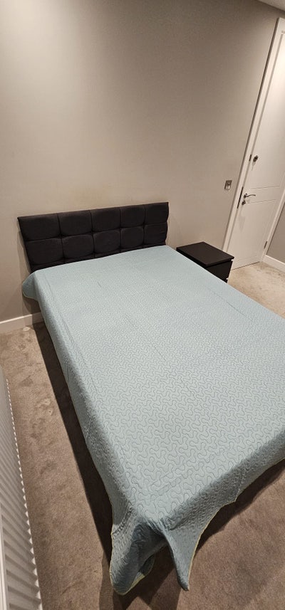 ✨ Lovely Ensuite Room to Let in/ Neasden Main Photo