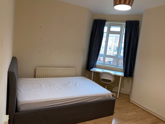 A Beautiful Double Room Zone 2 White City Main Photo