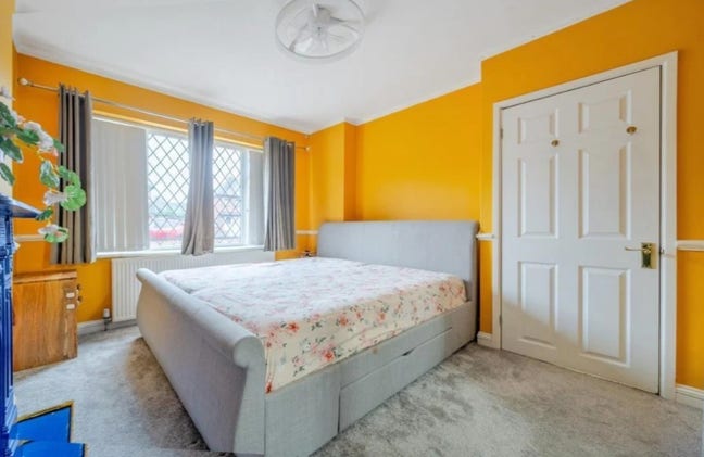  Room in a 4 bed detached House, Maidenhead, SL6 Main Photo