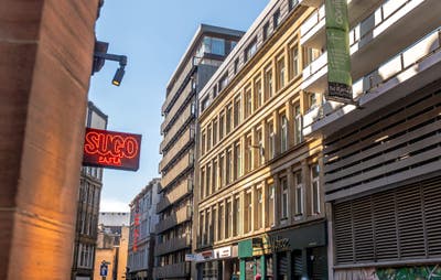 Superb Large One Bedroom Glasgow City Centre Flat Main Photo