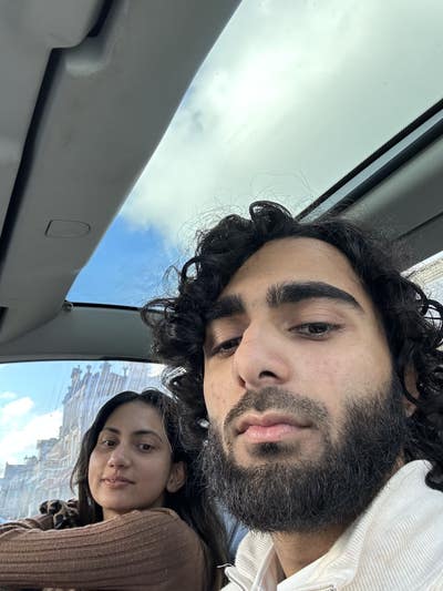 Room/Flat/Studio wanted for Asian Couple Main Photo