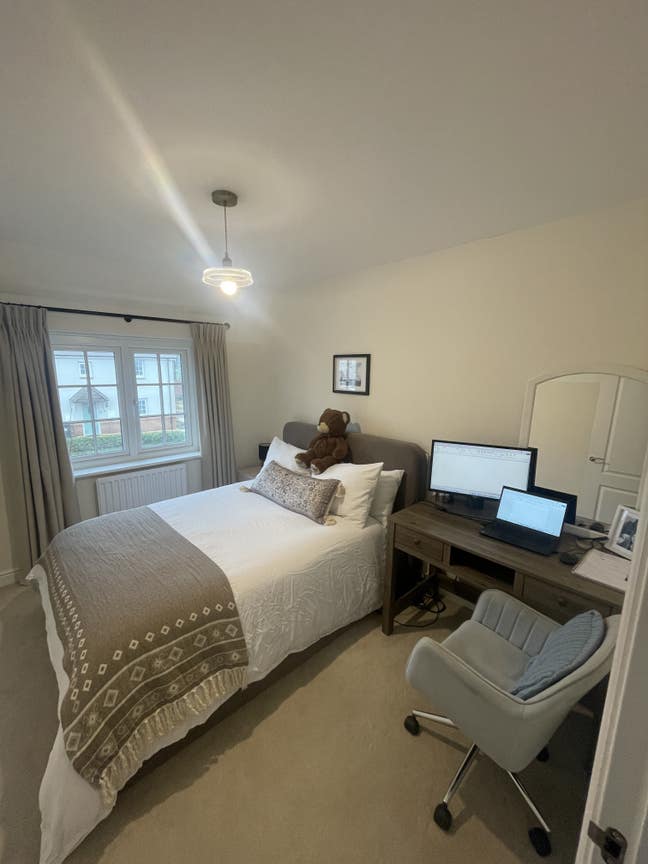 1 double furnished room in new build Main Photo