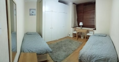 Double room  - Close to Heathrow Main Photo