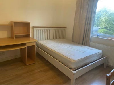 Ensure double bedroom  Main Photo