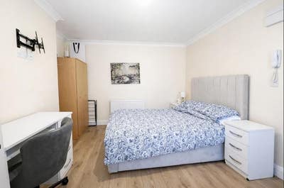 En Suite Studio In Marylebone Available Now  Main Photo