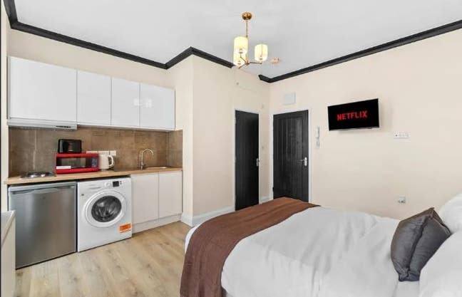 En Suite Studio In Marylebone Available Now  Main Photo