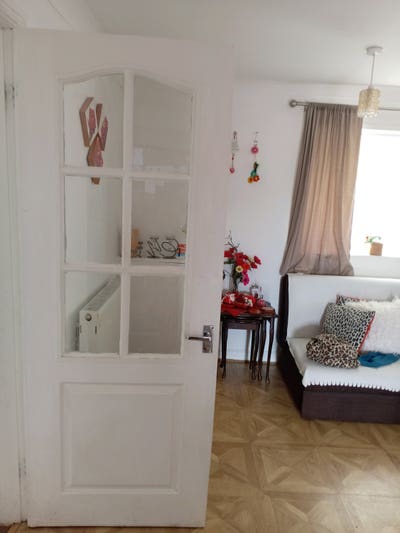 Quiet happy house available now Main Photo