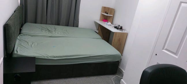 3 bedroom property available for short term Main Photo