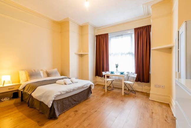 New Studio Flat to Rent Near Willesden Green Main Photo