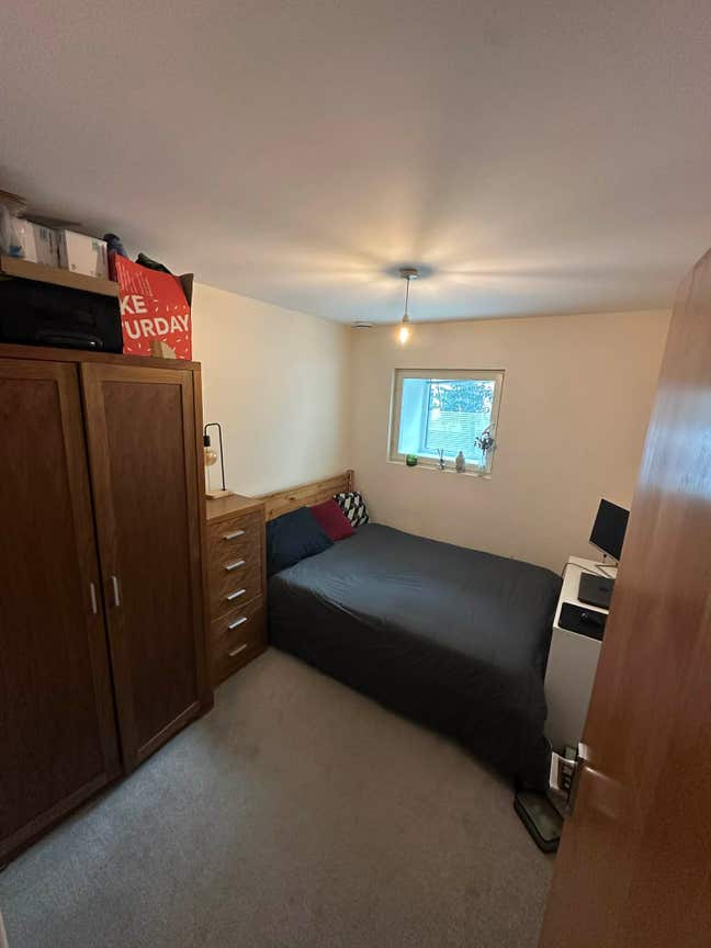 Flat share in a 2bedroom apartment  Main Photo