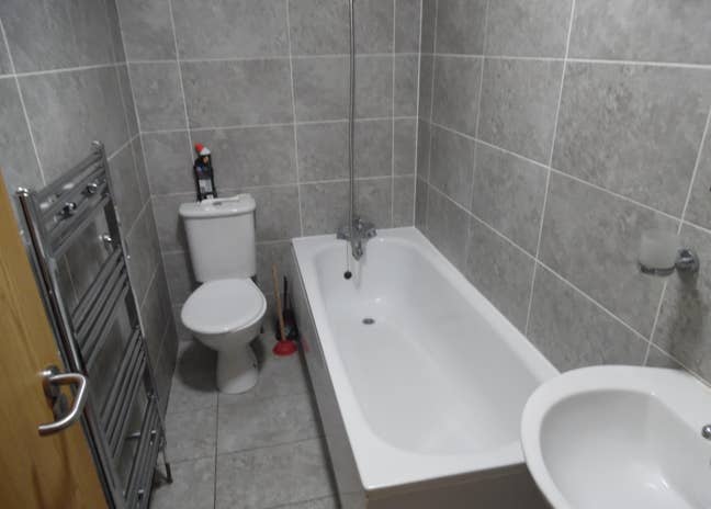 Flat to Rent – CF24 3BW Main Photo