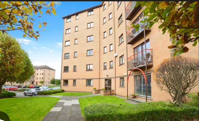 Waterfront, Dbl Rm, bthrm, free parking, fiber opt Main Photo