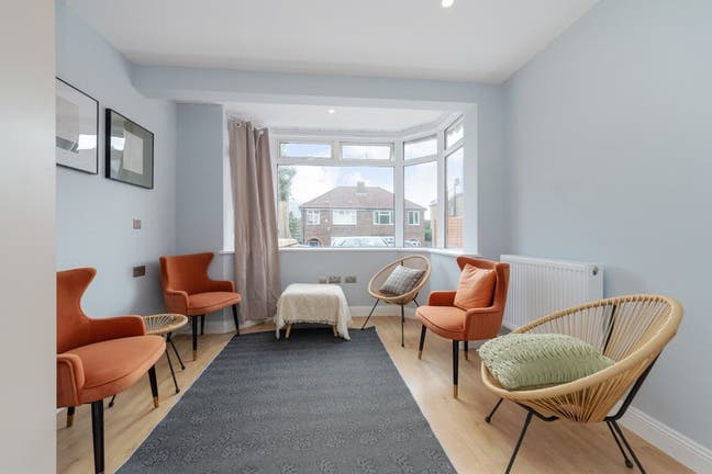 Room in a Shared House, Baker Street, KT13  Main Photo