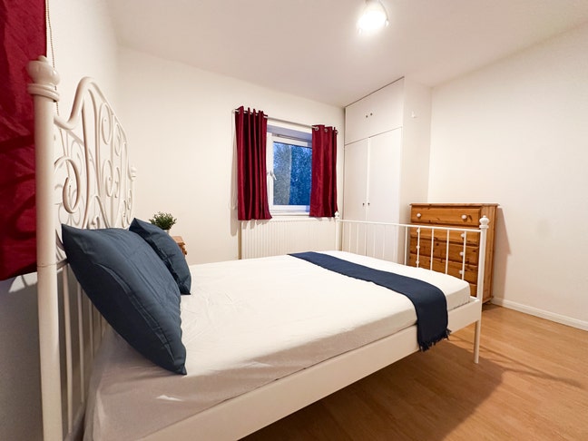 Single Room in the City 5 Mins from Central Line Main Photo