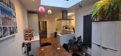 🌿 Modern Living | Prime Woolwich | Effortless Mov Main Photo