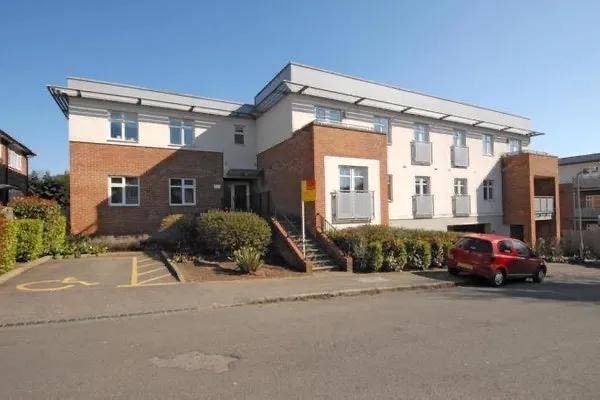 2bed flat double room with private bathroom Main Photo