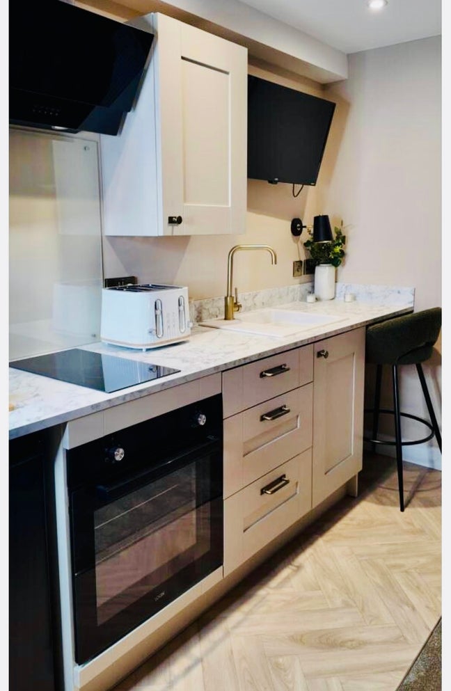 💥 LUXURY Studios close to City Centre 💥 Main Photo