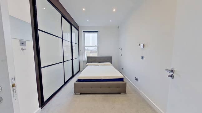 Bright and Modern Duplex Flat  Main Photo